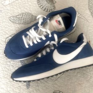 Nike tailwind 79 indigo